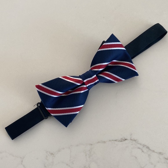 3/$20 Set of (4) pre-tied bow ties new/unused - Picture 2 of 4